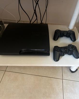 Ps3 slim 250gb 16 giochi + 2 joystick