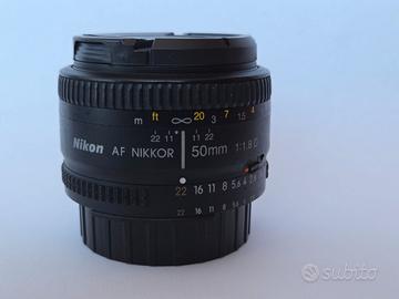 Nikon AF Nikkor 1:1.8 D