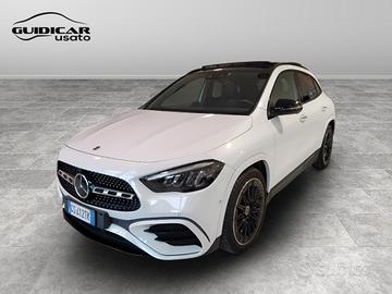 Mercedes GLA-H247 2023 - GLA 200 d AMG Line Premiu