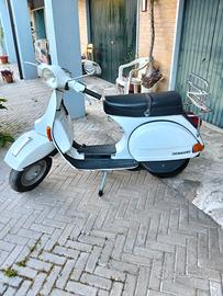 VESPA 125 PX 1983 bianca