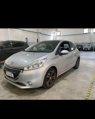 Peugeot 208 1.2 Active