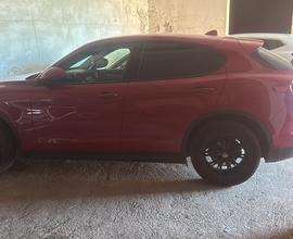 Alfa Romeo Stelvio q4 210 cv