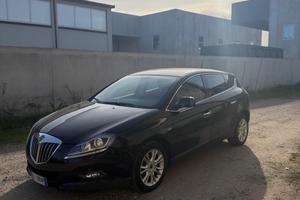 Lancia Delta 1.6 MJT DPF Platino