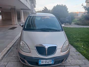 Lancia Musa Platino gasolio cambio automatico 