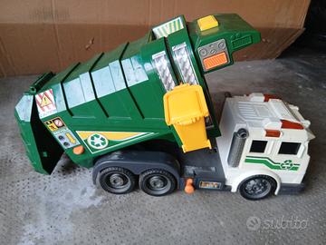 camion della spazzatura