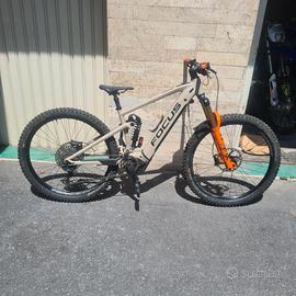 Bicicletta elettrica Focus Sam 2