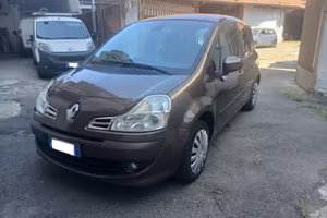 Renault Gran Modus 1.2 Euro 5 benzina Neopatentati