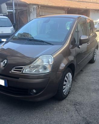 Renault Gran Modus 1.2 Euro 5 benzina Neopatentati