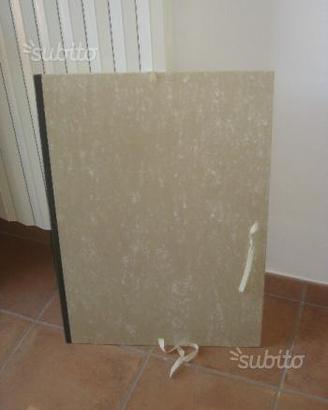 Cartelle in robusto cartone