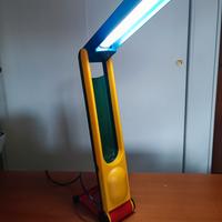 Lampada da scrivania Benetton anni 80