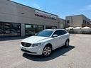volvo-xc60-2-0-d3-momentum-150cv-geartronic-tett