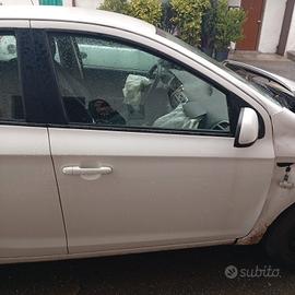 portiera anteriore hyundai i20 
