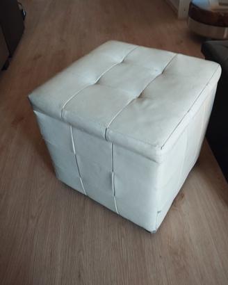 Pouff contenitore Gratis