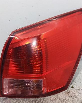 STOP FANALE POSTERIORE DESTRO NISSAN Qashqai 1° S