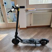 Monopattino elettrico Xiaomi Mi