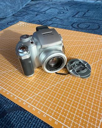 Fujifilm FinePix S3500 bridge vintage digicam