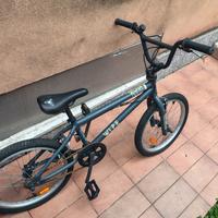 BICICLETTA BAMBINO BMX WIPE 300