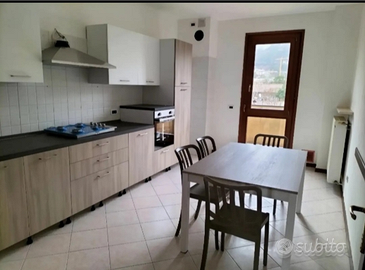 AFFITTOappartamento 3camere,2bagni,cantina,garage