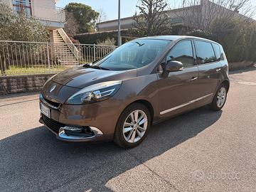 Renault Scenic Xmod 1.5 dci
