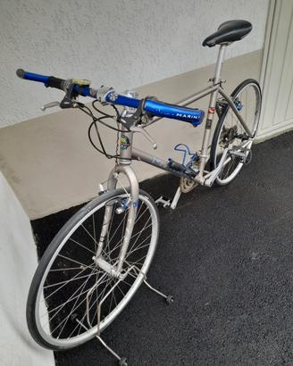 bicicletta mountain bike