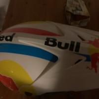 Casco red bull