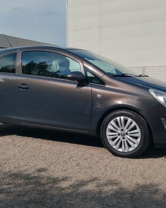 Opel Corsa 1.2 85CV 3 porte GPL-TECH Edition