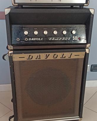 Amplificatore 50W con finale valvolare. 