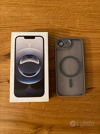 iPhone 16e - Nuovo e Sigillato con Cover Omaggio