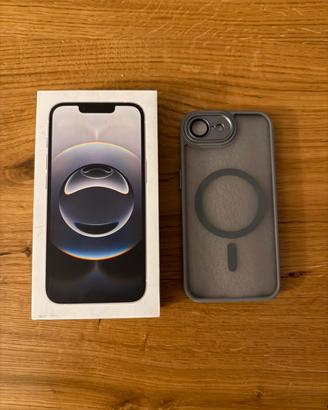 iPhone 16e - Nuovo e Sigillato con Cover Omaggio