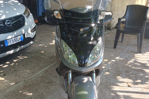 Scooter Yamaha X-MAX 250