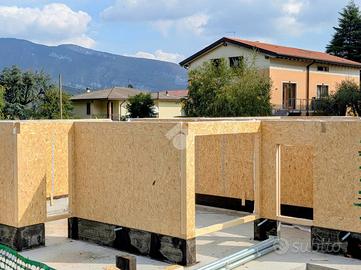 3 LOCALI A CAPRINO VERONESE