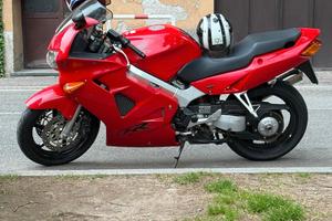 Honda VFR 800FI