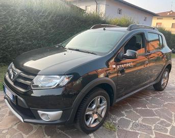 DACIA SANDERO STEPWAY 1.5 DCI 90 CV ANNO 2015