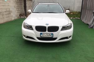 BMW 320 d 2011