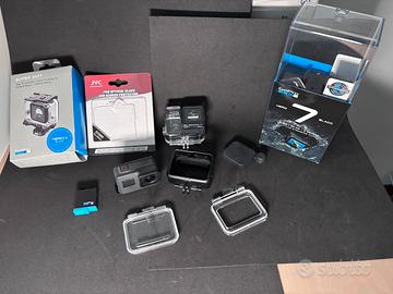 GoPro Hero 7 Black + Accessori Orig.Super Suit new