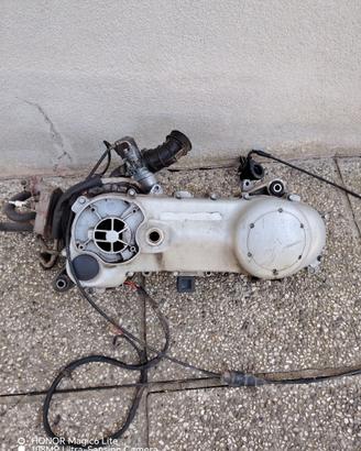 Blocco motore scooter piaggio/gilera 50