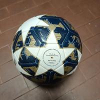 pallone da calcio Champions 