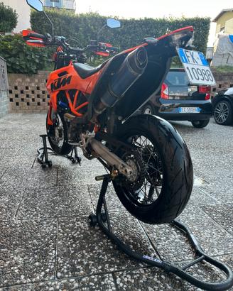 Ktm 690smc r 2024