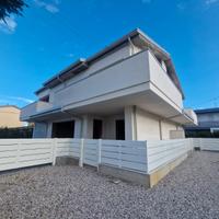 Bifamiliare al grezzo a piazzola sul brenta