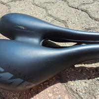 Sella SMP con scarico