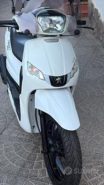 Peugeot tweet 125