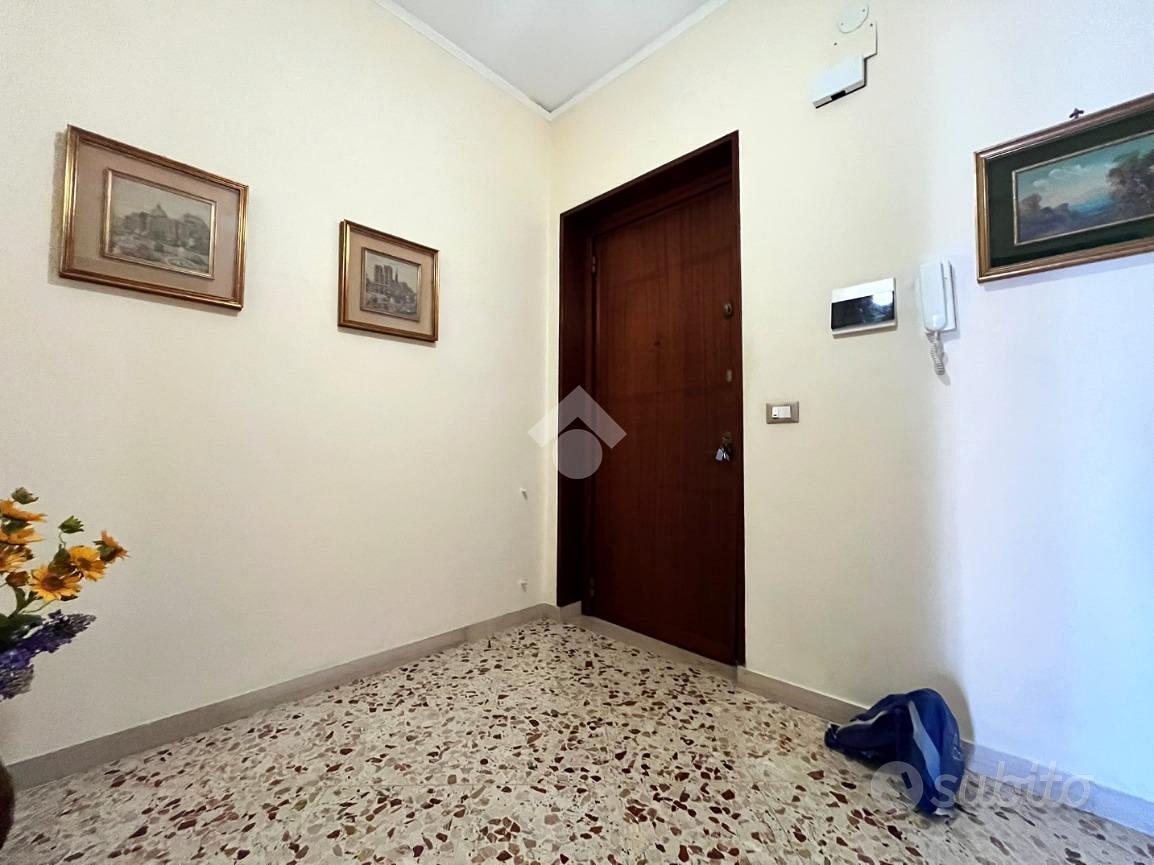 Appartamento – Palermo, Villaggio Santa Rosalia, IV Circoscrizione - Vista 2