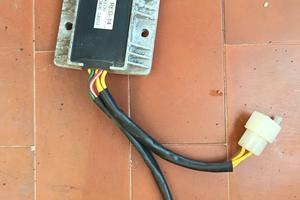 regolatore di tensione kimko Xciting 500 2005