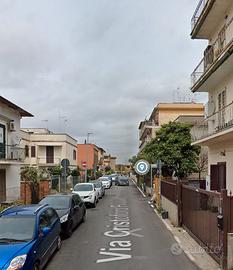 Giardinetti accogliente monolocale arredato