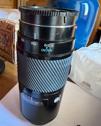 MinoltaMaxxum 9000AF + obiettivi AF 70-210 e 28-85