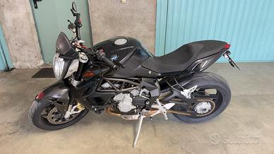 Mv agusta brutale 675 2013 perfetta