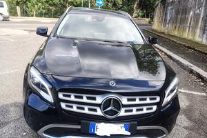 Mercedes gla 200d sport