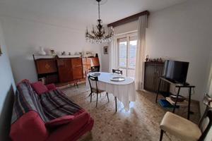 Appartamento di 90 m² con 3 locali e box auto a Ci