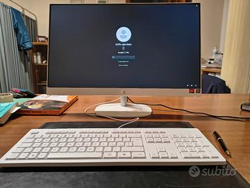 PC compatto all in One hp desktop 27