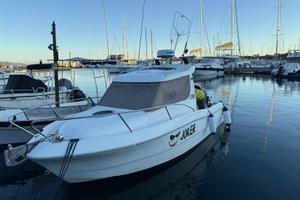 Sessa Dorado 22 con Suzuki 150